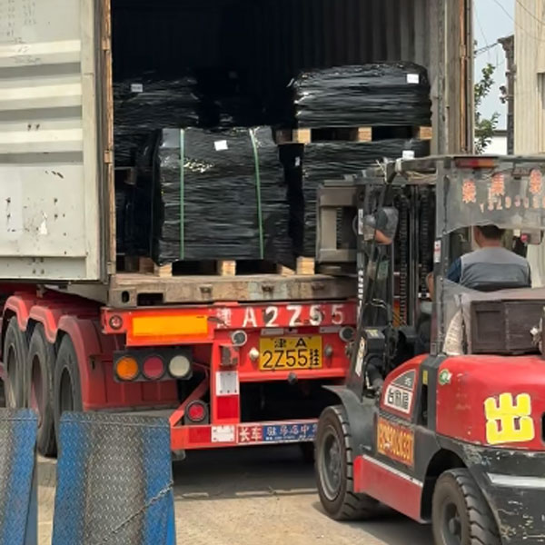 Ensuring the Quality of China-Australia Engineering Projects: Zitai High-Strength Bolts Shipped to Australia in Full Container Loads